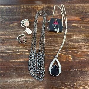 Black and Silver Modern Necklace Jewelry LOT